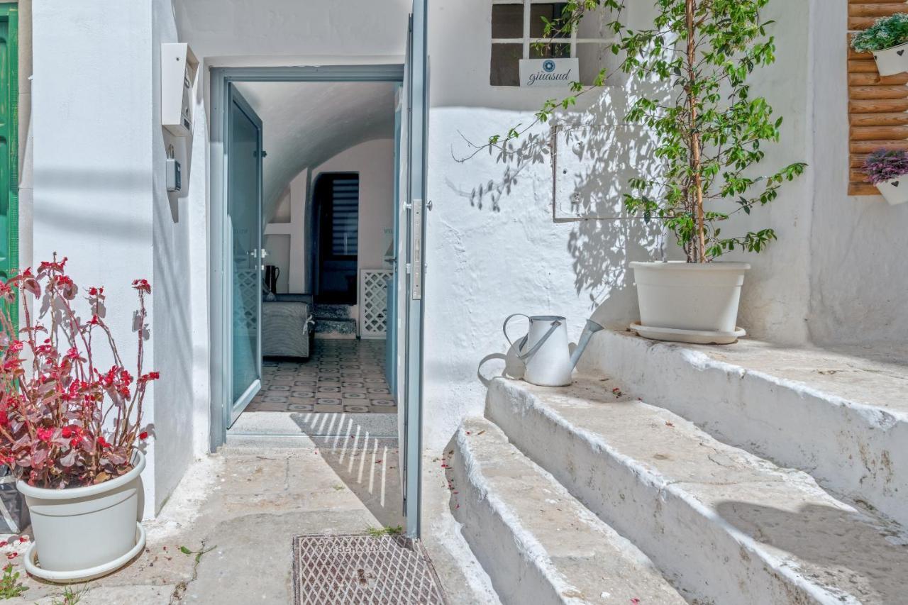 Corso Mazzini White Houses Остуни Екстериор снимка